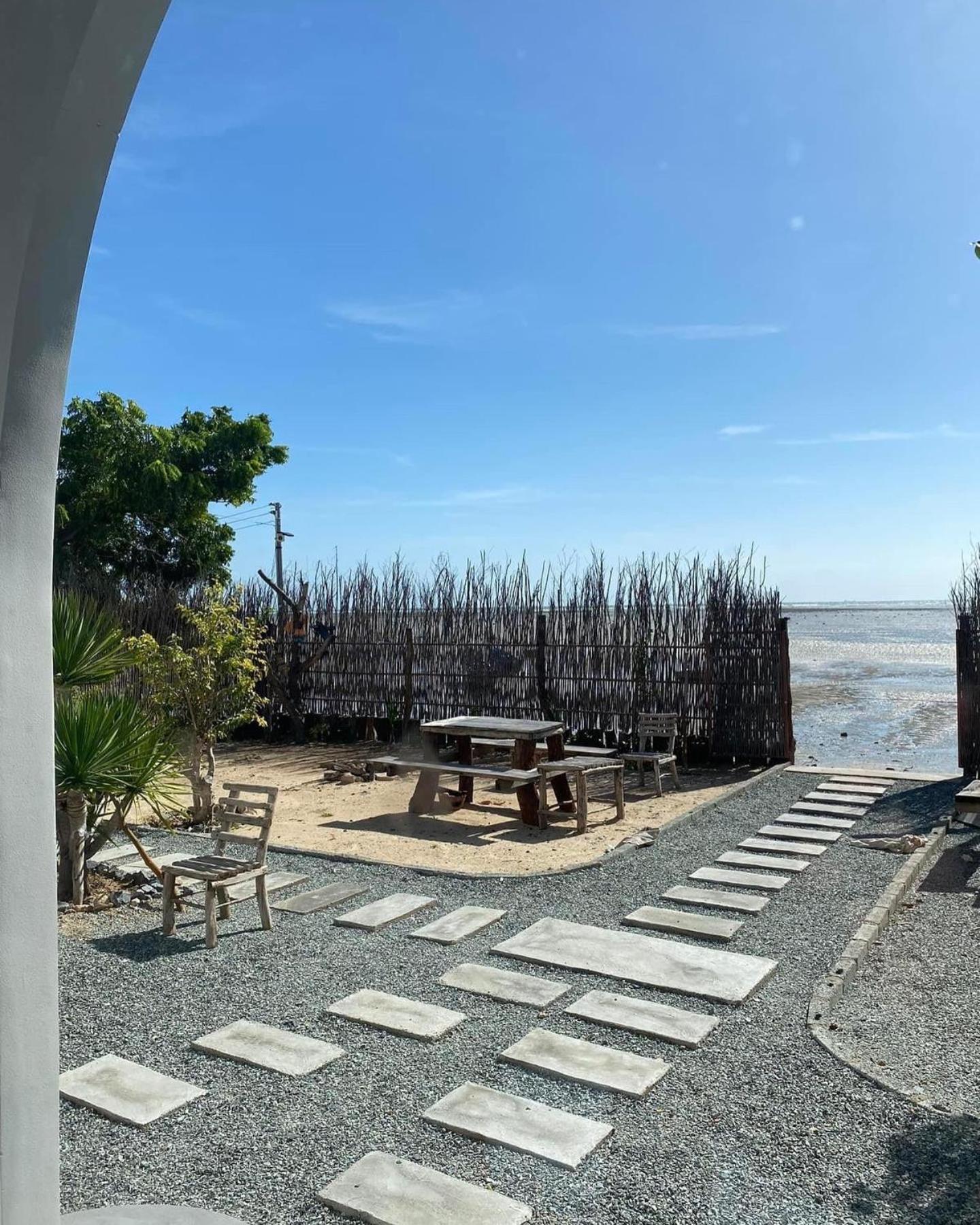 My Hoa Oceanfront Home Ap My Hai ภายนอก รูปภาพ